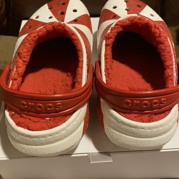 Crocs - Picture 12 of 16